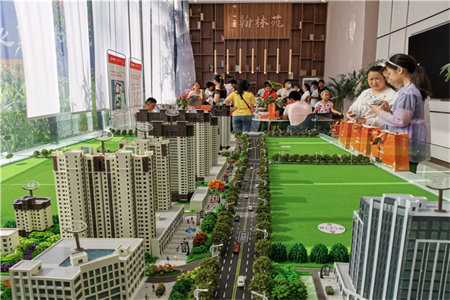 橡树湾套二带大附房68万100m2出售